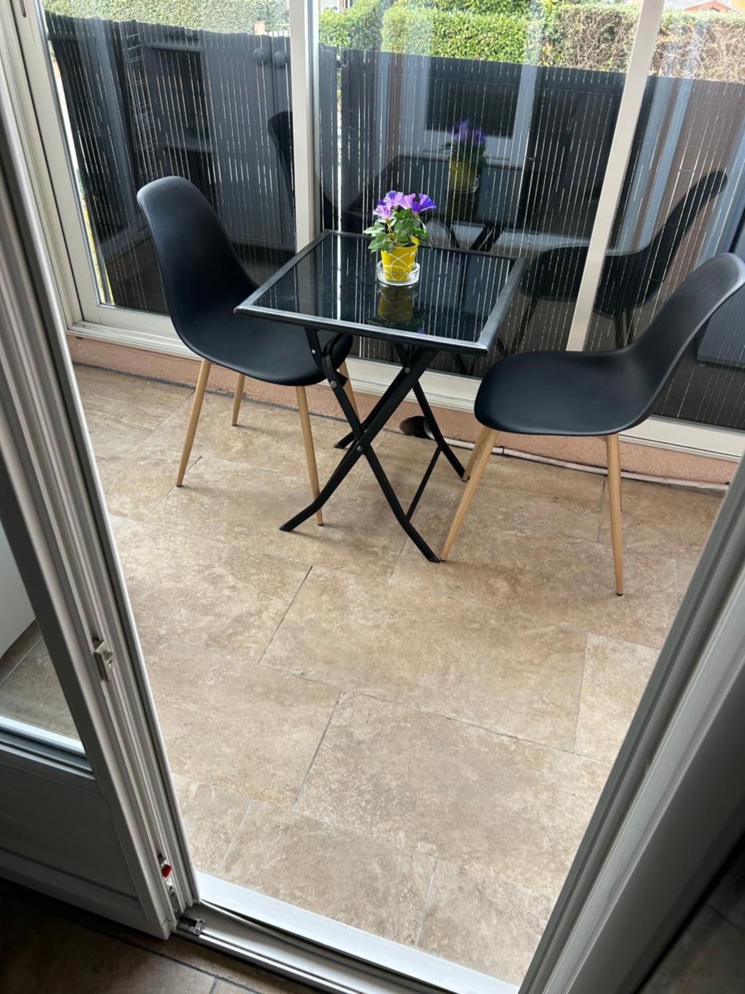 Studio Climatise Proche Port Et Plages La Londe-les-Maures Eksteriør billede